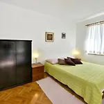 Apartment Nikola Porec