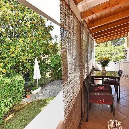 Apartment Nikola Gostinjska kuća