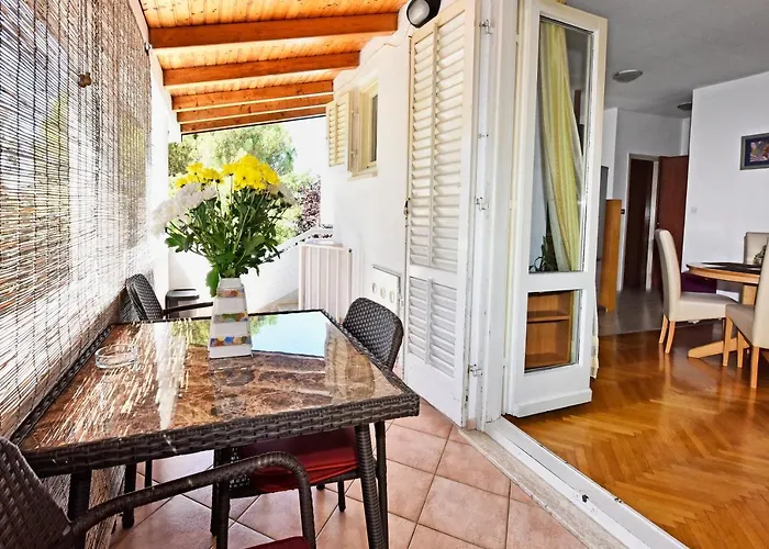 Apartment Nikola Guest house