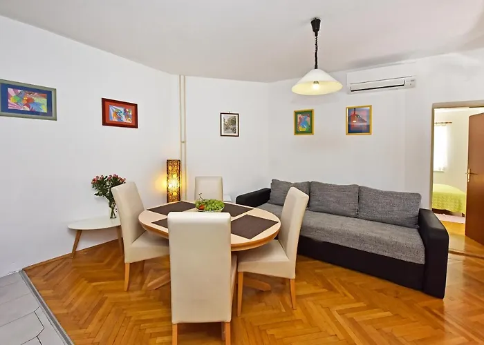 Apartment Nikola Guest house Porec