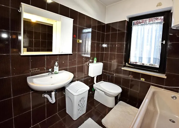 Apartment Nikola Guest house